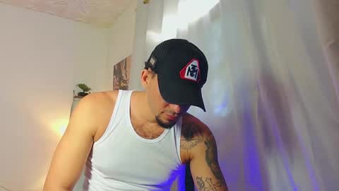 Snapshot of fabi_calde chatting on December 15, 3:09 pm fabi online show from December 15, 3:09 pm