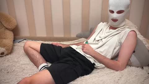 faceless online show from December 24, 6:06 pm