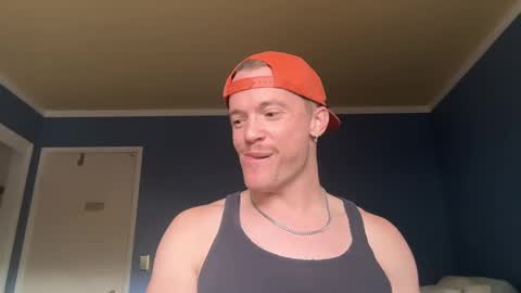 Travis online show from October 9, 8:58 pm