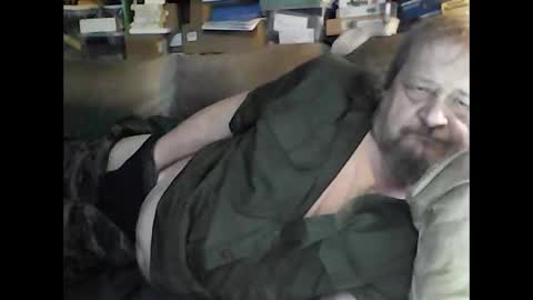 Snapshot of fasteddysex chatting on September 17, 3:29 am HoneyCumJuice4U online show from September 17, 3:29 am