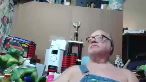 Fred. online show from October 14, 10:39 pm