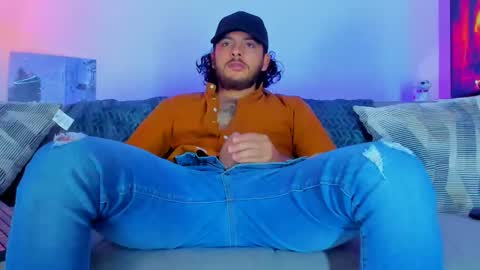 favid95 online show from October 13, 1:44 am