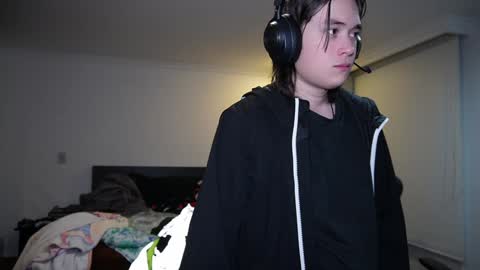 felix0420 online show from December 13, 8:54 am