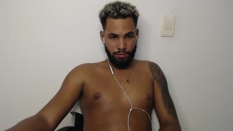 felix_0325 online show from December 26, 5:15 am