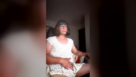 femboii819 online show from May 11, 8:49 am