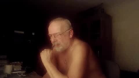 Snapshot of femdom_sub chatting on March 3, 10:40 pm femdom_sub online show from March 3, 10:40 pm