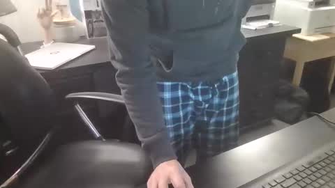 femdomsubby online show from April 19, 8:58 am