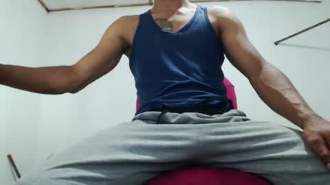 Snapshot of fernandez_latinblack chatting on December 17, 11:16 pm fernandez_latinblack online show from December 17, 11:16 pm