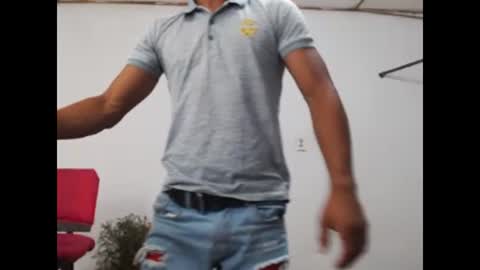 Snapshot of fernandez_latinblack chatting on January 12, 2:14 am fernandez_latinblack online show from January 12, 2:14 am