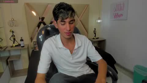 FER PHOENIX online show from October 18, 4:28 am