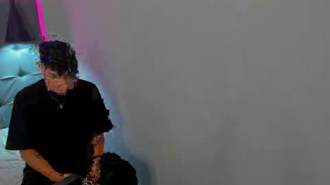 Fer and Rayder online show from October 7, 1:15 pm