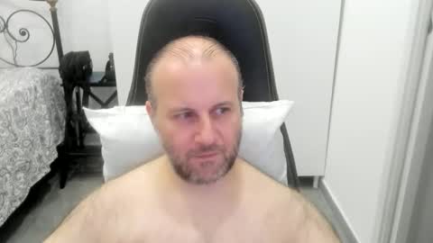 filippo12356 online show from May 22, 9:42 pm