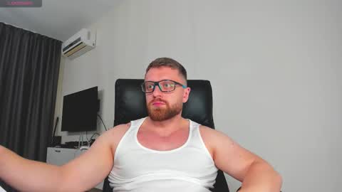 FindomGuyXXX online show from February 7, 7:30 pm