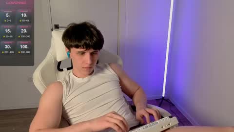 first_mark online show from May 7, 5:35 pm