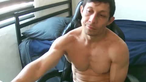 fitboyman online show from March 26, 7:07 pm