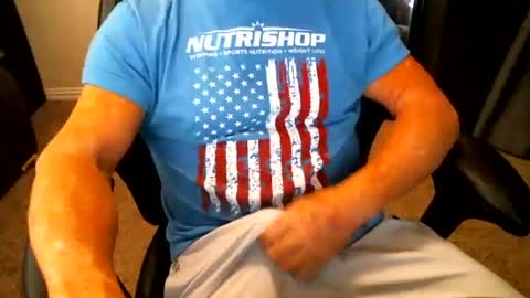 fitguy40 online show from March 11, 7:21 pm