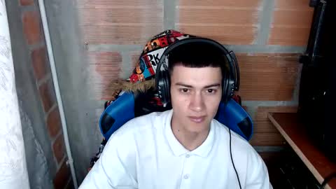 Snapshot of flacolatind chatting on December 12, 3:48 pm FLACO online show from December 12, 3:48 pm