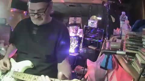 flamingfartguy online show from September 21, 7:03 pm