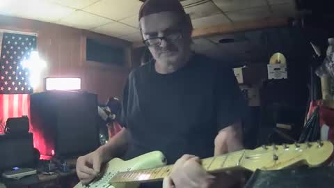 flamingfartguy online show from January 3, 1:38 am