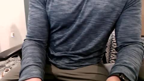 Snapshot of flguyallday chatting on January 27, 10:49 pm flguyallday online show from January 27, 10:49 pm