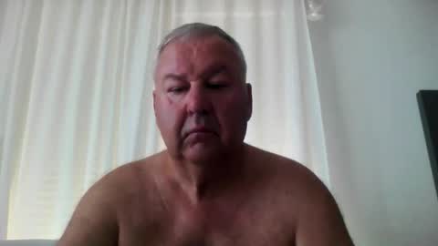 flo221222 online show from May 22, 1:38 pm