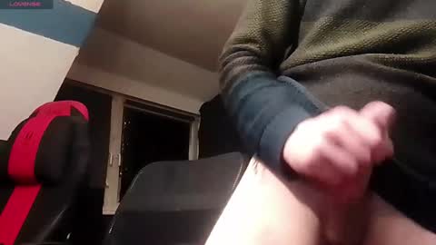 flothegerman online show from December 22, 4:48 pm