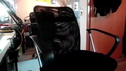 flothegerman online show from January 2, 7:33 am