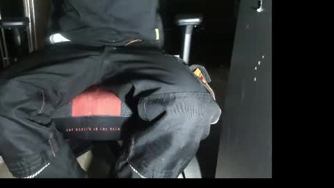 flothegerman online show from February 17, 5:14 am