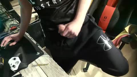 flothegerman online show from February 23, 5:39 am