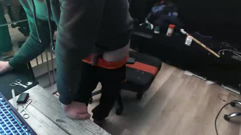 flothegerman online show from February 22, 5:53 pm