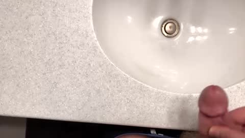 flowaley online show from December 31, 1:04 am