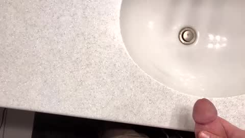 flowaley online show from January 8, 3:29 am