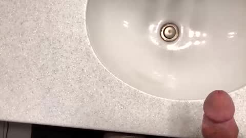 flowaley online show from December 19, 6:23 am