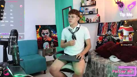 flowers109 online show from October 7, 11:31 pm