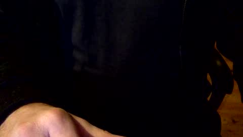 Snapshot of flowmover chatting on February 28, 7:46 pm flowmover online show from February 28, 7:46 pm