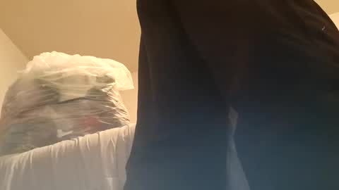 flyyguy69 online show from March 15, 6:54 am