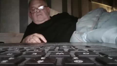 fofodi online show from October 13, 2:34 pm