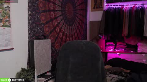 Folleti online show from November 10, 9:09 pm