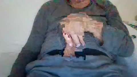 folletto1 online show from November 1, 8:57 pm