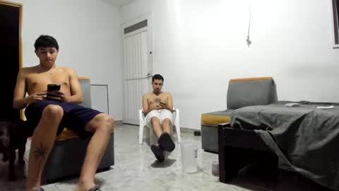 Snapshot of foot_master777 chatting on December 8, 12:51 am foot_master777 online show from December 8, 12:51 am