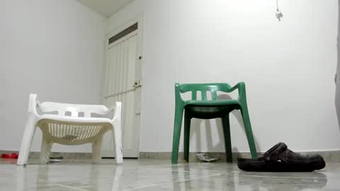 Snapshot of foot_master777 chatting on December 20, 1:25 am foot_master777 online show from December 20, 1:25 am