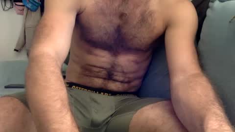 Snapshot of forestdweller22 chatting on September 27, 9:23 pm forestdweller22 online show from September 27, 9:23 pm