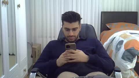 fortiori8 online show from November 14, 9:05 pm