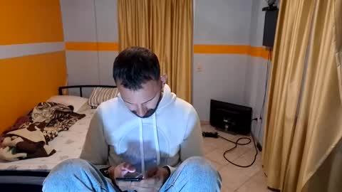 fotinakisdionisis696540 online show from October 16, 12:35 pm