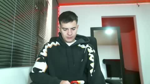 franccesco_699 online show from January 26, 3:25 pm