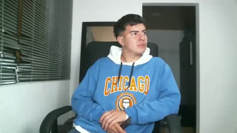 franccesco_699 online show from September 30, 2:07 am