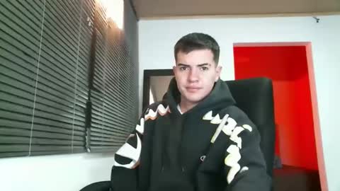 franccesco_699 online show from February 1, 6:29 pm