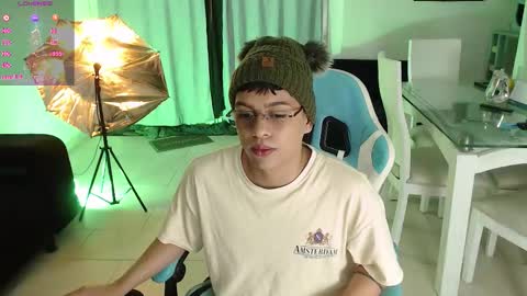 frank online show from February 26, 9:49 pm