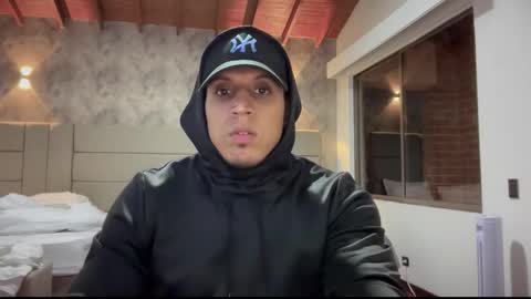 Frank online show from February 4, 11:44 pm