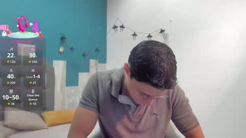 Frank online show from October 15, 7:32 pm